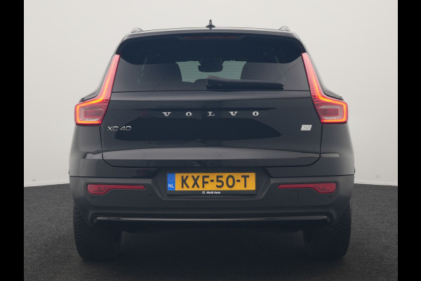 Volvo XC40 Recharge P8 AWD Twin Ultimate 408pk Dealer O.H | Trekhaak Af Fabriek | Adaptive Cruise | Camera | Warmtepomp | Alcantara Sportstoelen Verwarmd | Keyless | Apple Carplay | Pilot Assist | BLIS | Navigatie | Virtual | DAB | 20"L.M |