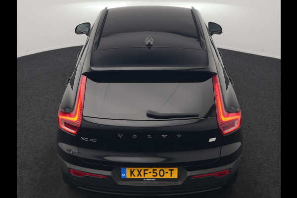 Volvo XC40 Recharge P8 AWD Twin Ultimate 408pk Dealer O.H | Trekhaak Af Fabriek | Adaptive Cruise | Camera | Warmtepomp | Alcantara Sportstoelen Verwarmd | Keyless | Apple Carplay | Pilot Assist | BLIS | Navigatie | Virtual | DAB | 20"L.M |