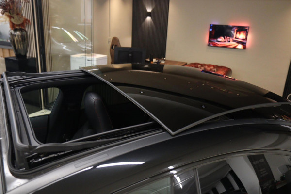 Mercedes-Benz CLA-Klasse 250 e AMG-LINE PANO/HUD/KEYLESS/360CAM/CARPLAY/VOL