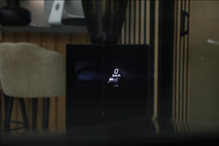 Mercedes-Benz CLA-Klasse 250 e AMG-LINE PANO/HUD/KEYLESS/360CAM/CARPLAY/VOL