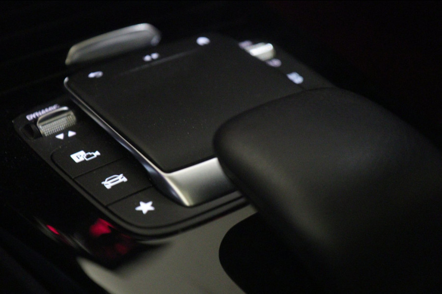 Mercedes-Benz CLA-Klasse 250 e AMG-LINE PANO/HUD/KEYLESS/360CAM/CARPLAY/VOL