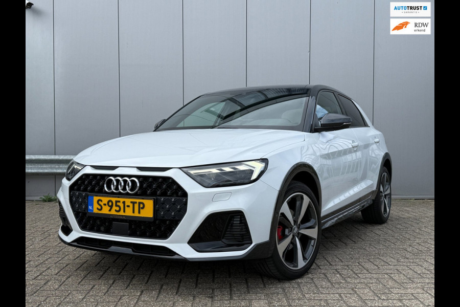 Audi A1 citycarver 30 TFSI epic | Automaat | S-Line | Apple Car Play | Parkeercamera | Adaptive Cruise Control | BOMVOL!