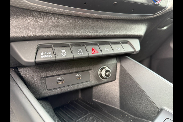 Audi A1 citycarver 30 TFSI epic | Automaat | S-Line | Apple Car Play | Parkeercamera | Adaptive Cruise Control | BOMVOL!