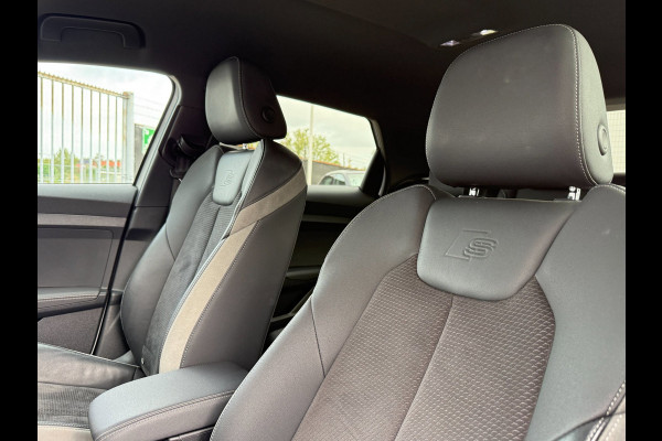 Audi A1 citycarver 30 TFSI epic | Automaat | S-Line | Apple Car Play | Parkeercamera | Adaptive Cruise Control | BOMVOL!