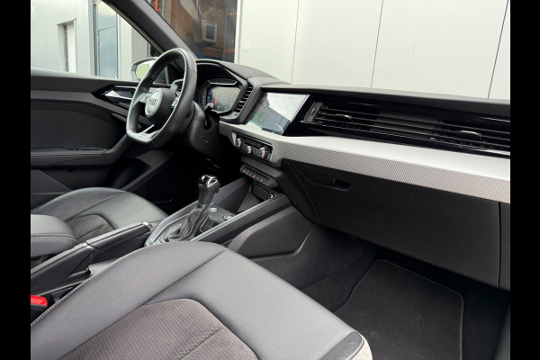 Audi A1 citycarver 30 TFSI epic | Automaat | S-Line | Apple Car Play | Parkeercamera | Adaptive Cruise Control | BOMVOL!