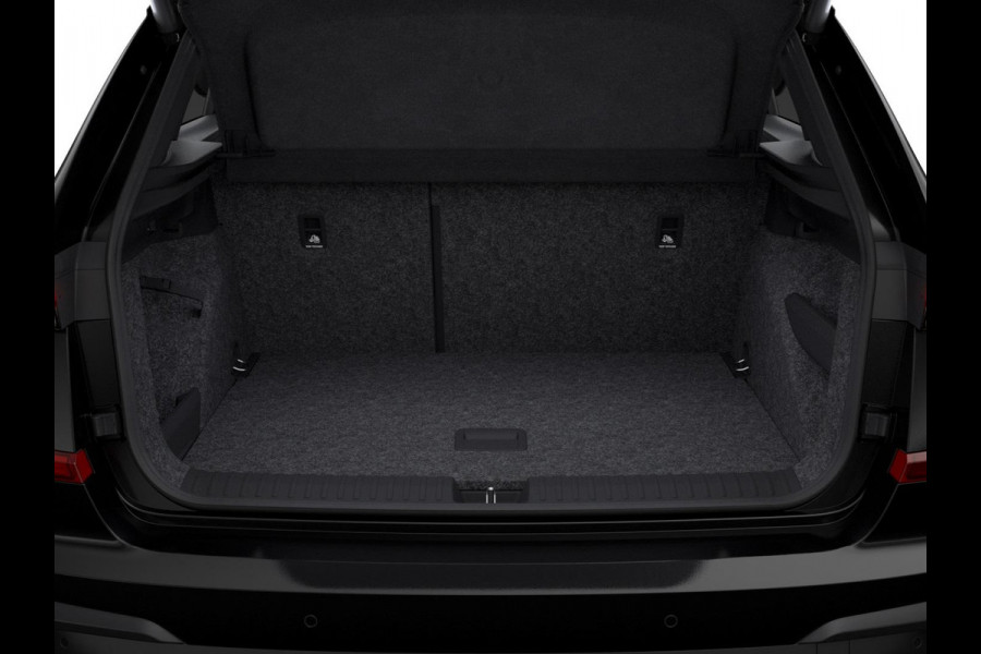 Škoda Kamiq 1.0 TSI Monte Carlo 115 pk 7 versn. DSG | Travel Assist Plus | Navigatie Pakket | Winter Premium & Charging | Trekhaak | Variabele Bagageruimtevloer Ruimtebesparend | Velgen: 18" lichtmetalen velgen Ursa Monte Carlo, zwart