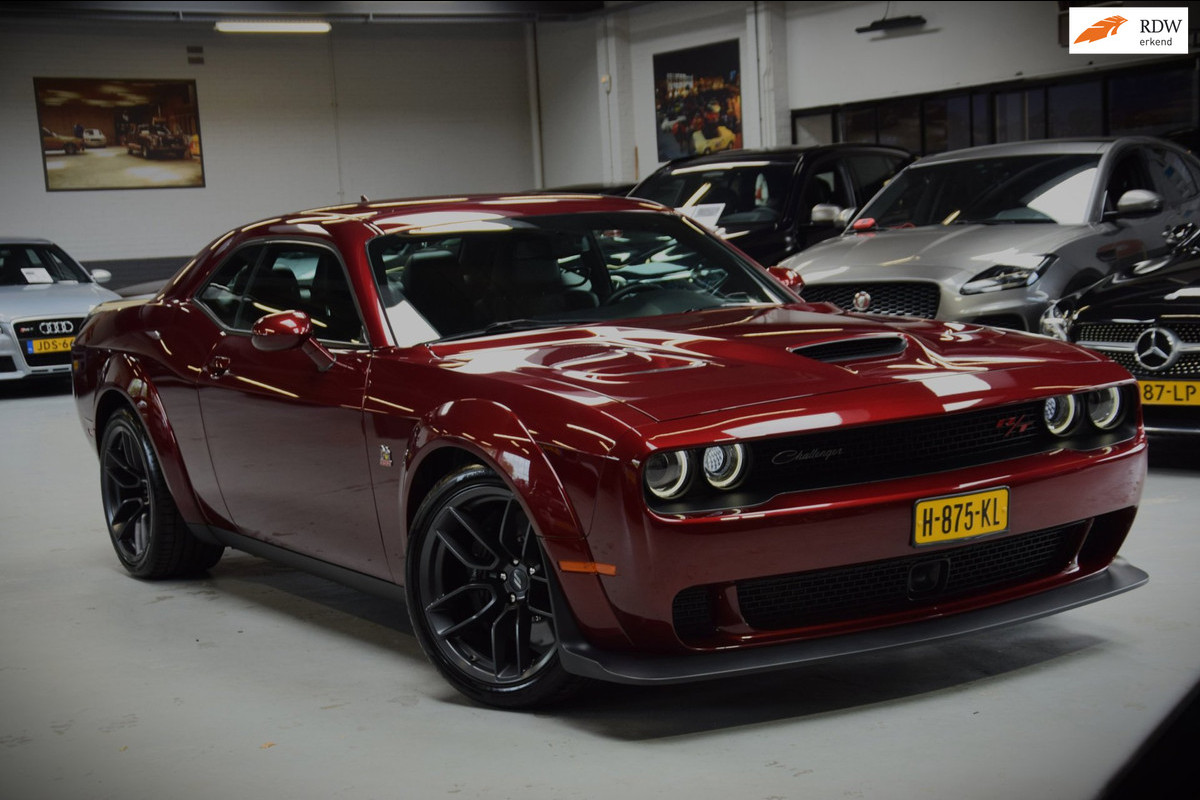 Dodge CHALLENGER R/T SCAT PACK 6.4 ltr V8 492PK