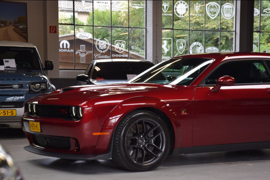 Dodge CHALLENGER R/T SCAT PACK 6.4 ltr V8 492PK