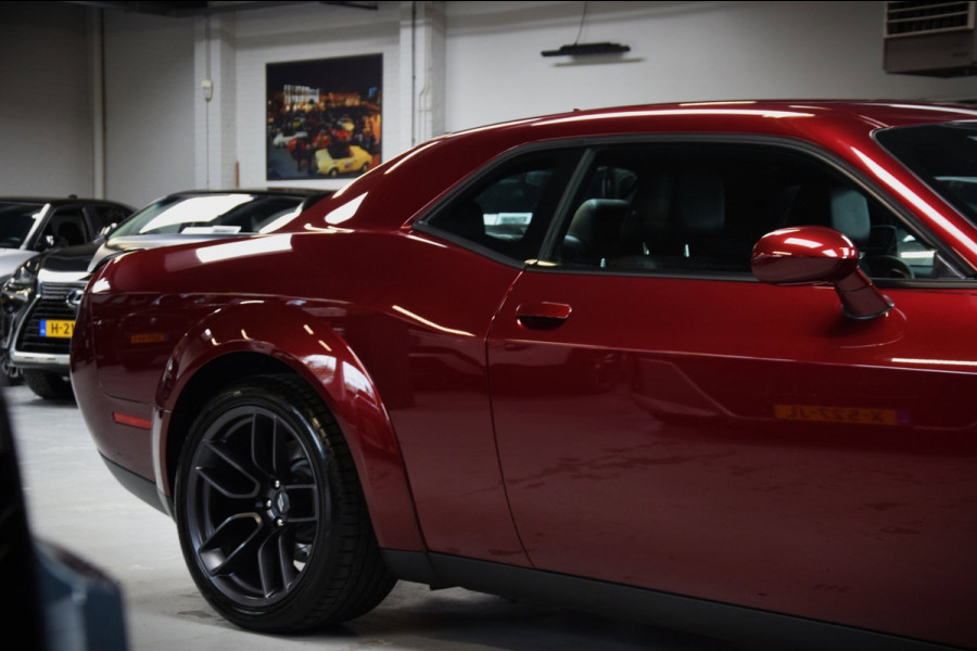 Dodge CHALLENGER R/T SCAT PACK 6.4 ltr V8 492PK