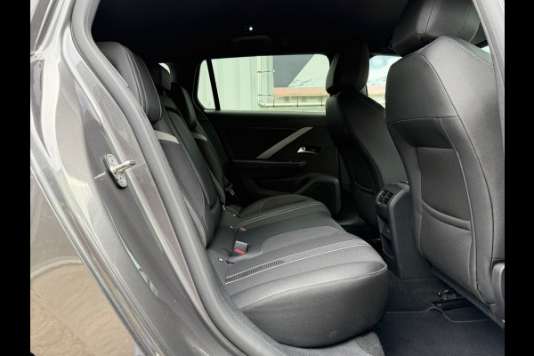 Opel Astra SPORTS TOURER 1.6 Turbo Hybrid GS | navi-Carplay | Cruise | 360 Camera |Trekhaak| Climate | Side assist|17".