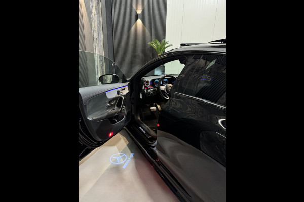 Mercedes-Benz CLA-Klasse 200 Launch Ed AMG 45 PACK|PANO|SFEER|MEMORY|BOMVOL!