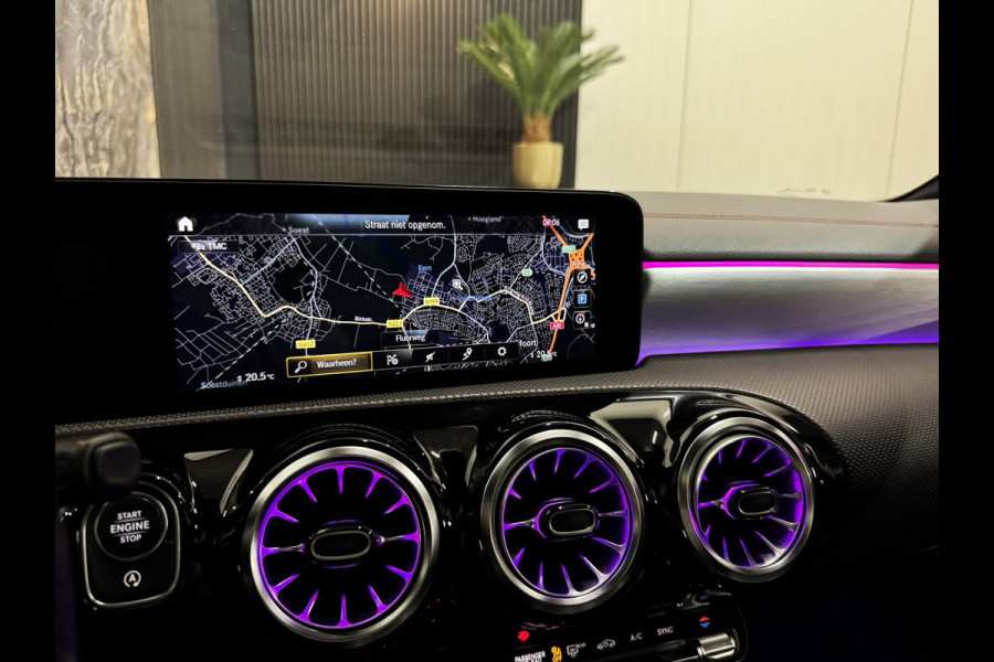 Mercedes-Benz CLA-Klasse 200 Launch Ed AMG 45 PACK|PANO|SFEER|MEMORY|BOMVOL!