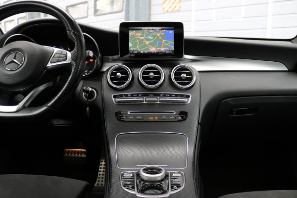 Mercedes-Benz GLC 220 d 4MATIC Autom Amg style Xenon Leder Panodak T-haak Bj:2018