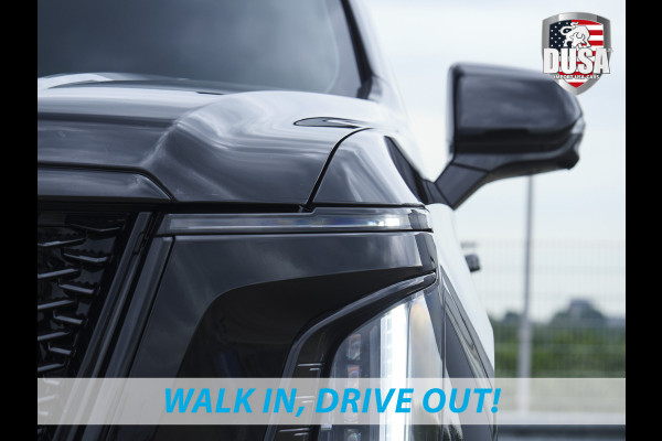 Cadillac Escalade V | 6.2L Supercharged V8 | LT4 55'' OLED touchscreen | Massage | Night Vision | 24 inch Getoonde accessoires zijn verkrijgbaar tegen meerprijs