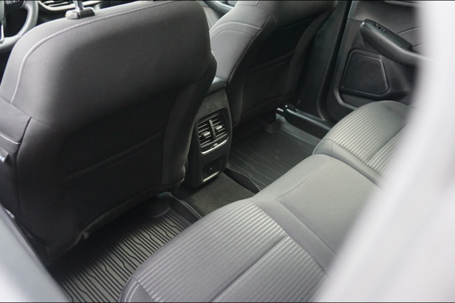 Ford Kuga 225PK PHEV Titanium AUTOM. | WINTERPACK | HUD | EL. TREKHAAK