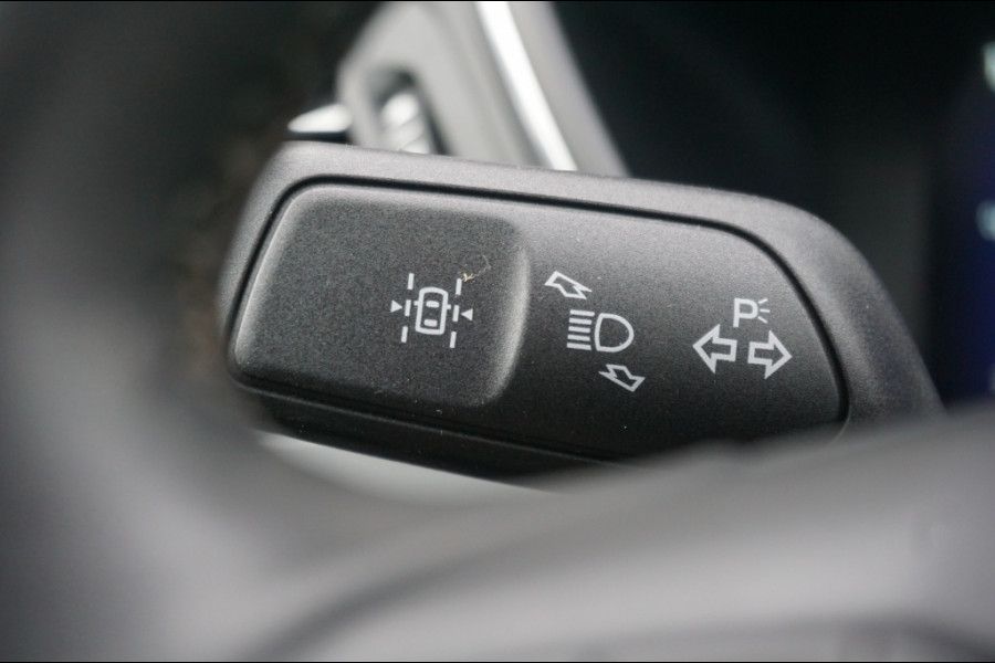 Ford Kuga 225PK PHEV Titanium AUTOM. | WINTERPACK | HUD | EL. TREKHAAK