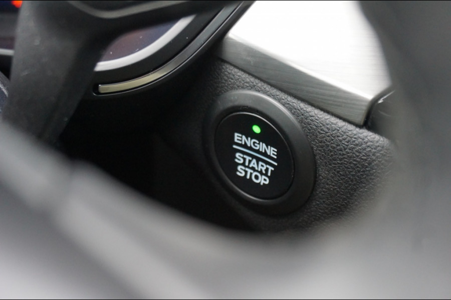 Ford Kuga 225PK PHEV Titanium AUTOM. | WINTERPACK | HUD | EL. TREKHAAK