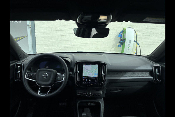 Volvo XC40 Single Motor Extended Range Plus 82 kWh | Zwenkbare trekhaak | Adaptieve cruise | Blis | Full-LED |