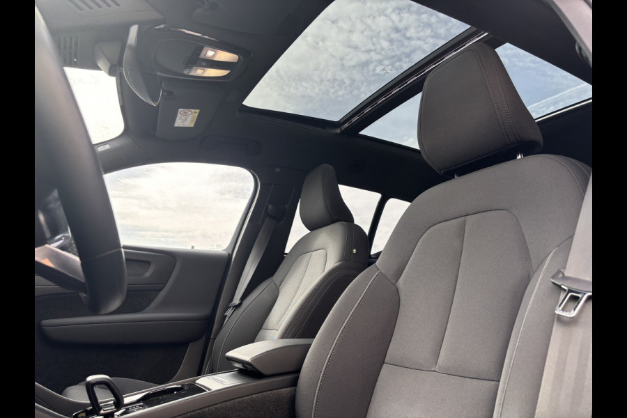 Volvo XC40 Single Motor Extended Range Ultimate 82 kWh | Adaptieve cruise | Panoramadak | Harman Kardon | Memory | Blis |
