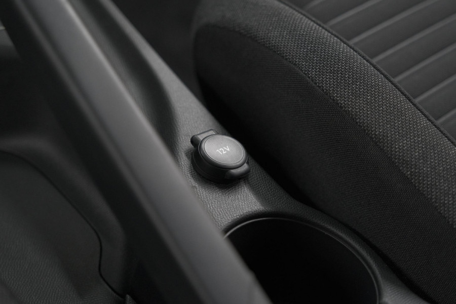 Peugeot 208 PureTech 100 Style | Navigatie | Cruise Control | Apple Carplay