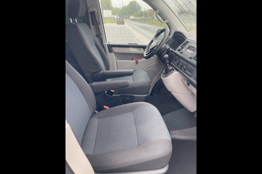 Volkswagen Transporter 2.0 TDI L2H2 Comfortline Airco Cruise control Parkeersensoren