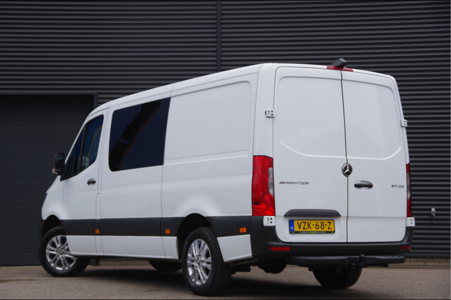 Mercedes-Benz Sprinter 317 1.9 CDI L2H1 DC-5P, AUT. LEDER, LUCHTVERING, TREKHAAK, CAMERA, CRUISE, CLIMA, DUBBELE CABINE, DUBBEL CABINE, NL AUTO, NAP