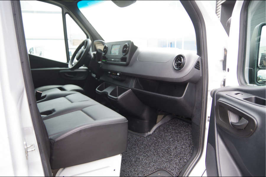 Mercedes-Benz Sprinter 317 1.9 CDI L2H1 DC-5P, AUT. LEDER, LUCHTVERING, TREKHAAK, CAMERA, CRUISE, CLIMA, DUBBELE CABINE, DUBBEL CABINE, NL AUTO, NAP