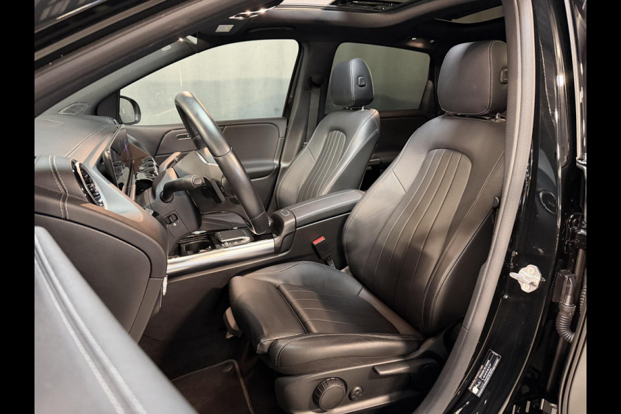 Mercedes-Benz B-Klasse 250 e 17"/Leder/Panoramadak/Stoel + stuurverwarming/Camera/PDC v+a/Apple Carplay & Android Auto