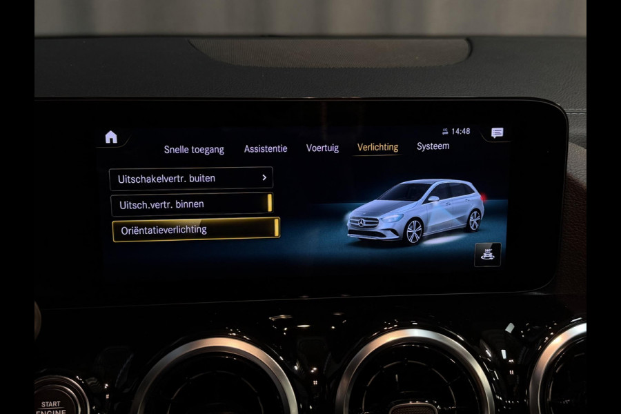 Mercedes-Benz B-Klasse 250 e 17"/Leder/Panoramadak/Stoel + stuurverwarming/Camera/PDC v+a/Apple Carplay & Android Auto