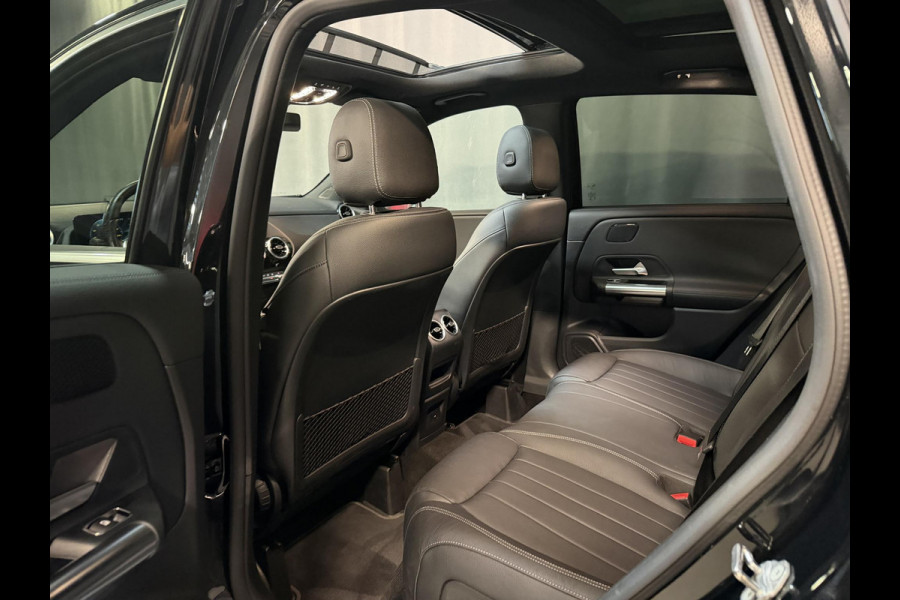Mercedes-Benz B-Klasse 250 e 17"/Leder/Panoramadak/Stoel + stuurverwarming/Camera/PDC v+a/Apple Carplay & Android Auto
