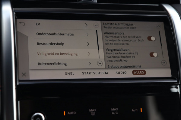 Land Rover Discovery Sport P300e 1.5 R-Dynamic S Black Edition / PANO / ACC / KEYLESS / CAMERA / STOELVERW