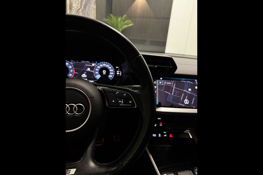 Audi A3 Sportback 45 TFSI e 3x S-line Competition|PANO|MATRIX|SFEER|CAMERA|KEYLESS