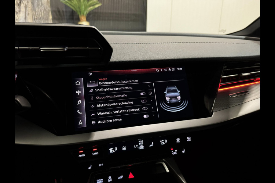 Audi A3 Sportback 45 TFSI e 3x S-line Competition|PANO|MATRIX|SFEER|CAMERA|KEYLESS
