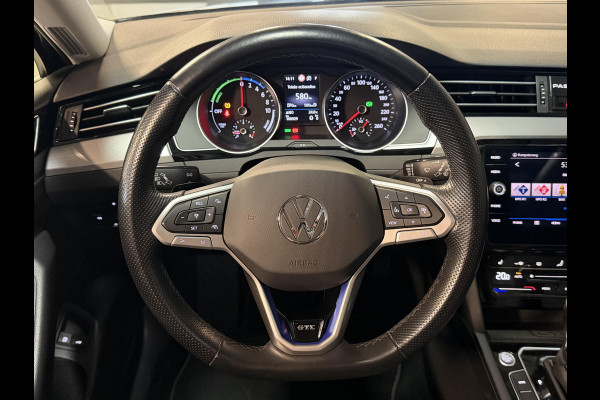Volkswagen Passat Variant 1.4 TSI PHEV GTE Business 18"/SOH 96%/Panoramadak/Trekhaak/Camera/PDC v+a/Elektrische klep/Apple Carplay & Android Auto