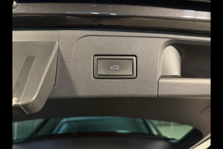 Volkswagen Passat Variant 1.4 TSI PHEV GTE Business 18"/SOH 96%/Panoramadak/Trekhaak/Camera/PDC v+a/Elektrische klep/Apple Carplay & Android Auto