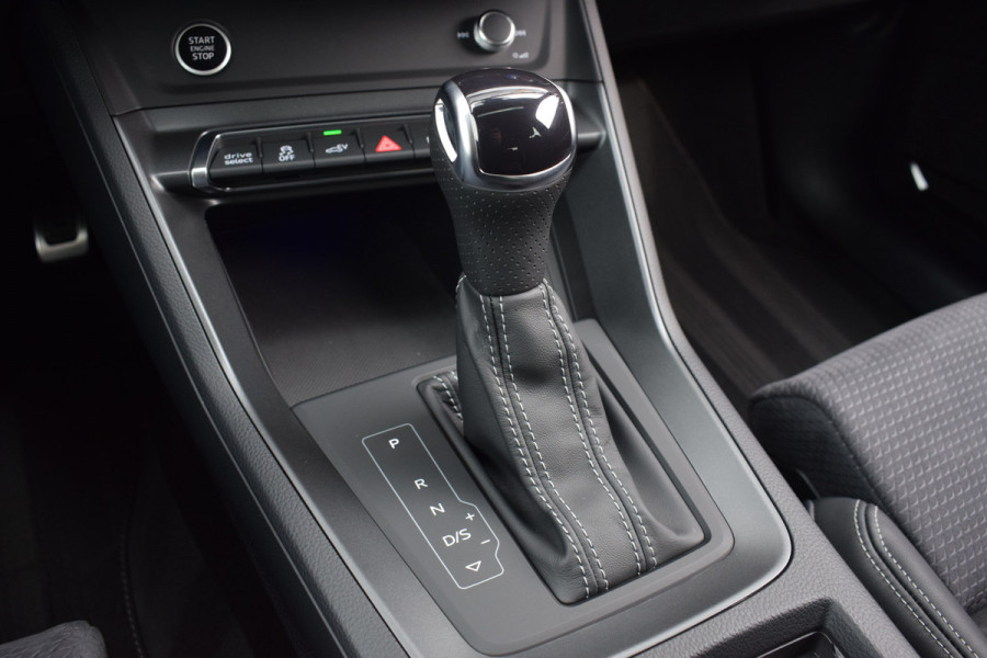 Audi Q3 Sportback 45 TFSI e S-line | Pano | Sonos | 360 camera | Trekhaak |