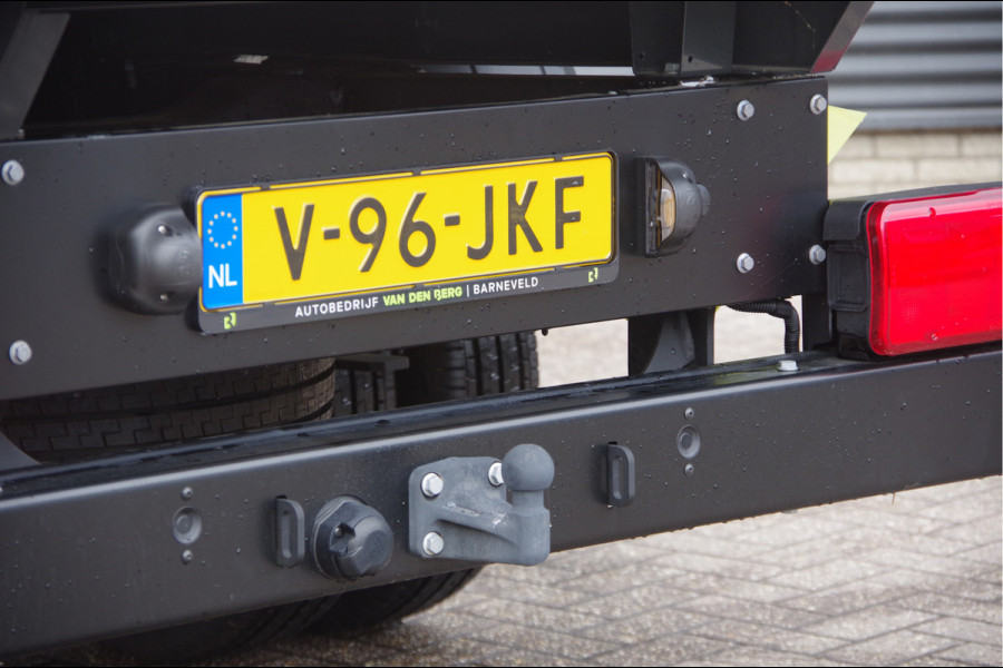 Volkswagen Crafter 50 2.0 TDI L4, N1! DUBBELLUCHT OPEN LAADBAK, 3.5T TREKHAAK, FACELIFT, CAMERA, PARKEERSENSOREN, CARPLAY, CLIMA, NL AUTO, NAP, PIC
