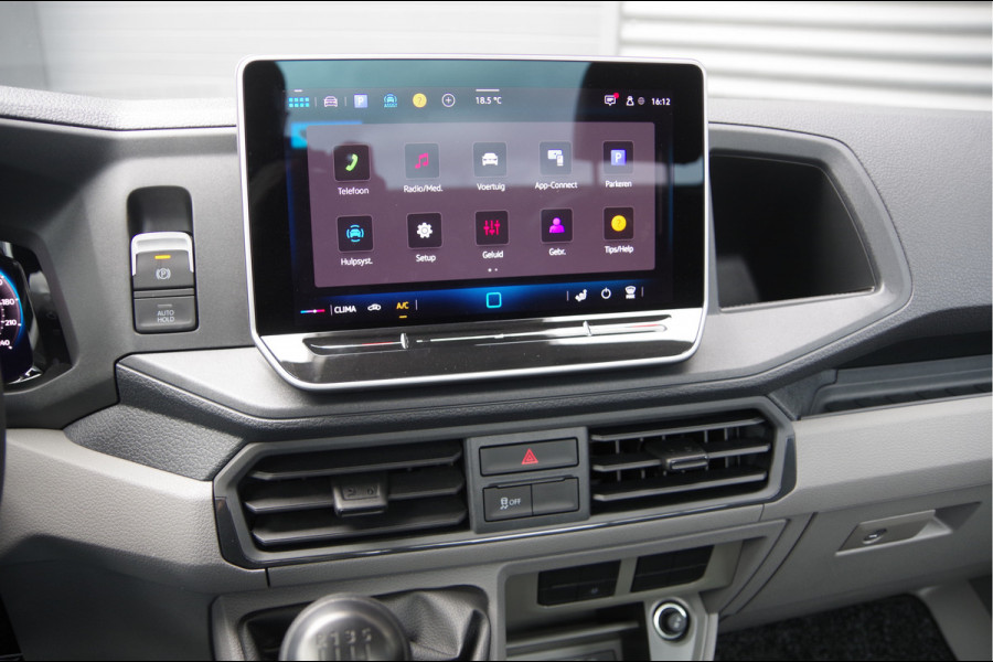 Volkswagen Crafter 50 2.0 TDI L4, N1! DUBBELLUCHT OPEN LAADBAK, 3.5T TREKHAAK, FACELIFT, CAMERA, PARKEERSENSOREN, CARPLAY, CLIMA, NL AUTO, NAP, PIC