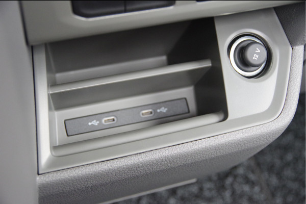 Volkswagen Crafter 50 2.0 TDI L4, N1! DUBBELLUCHT OPEN LAADBAK, 3.5T TREKHAAK, FACELIFT, CAMERA, PARKEERSENSOREN, CARPLAY, CLIMA, NL AUTO, NAP, PIC