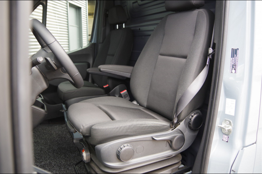 Mercedes-Benz Sprinter 317 1.9 CDI L2H2 AUT. STOELVERWARMING, STANDKACHEL, CAMERA, CRUISE, CLIMA, PARKEERSENSOREN, MISTLAMPEN