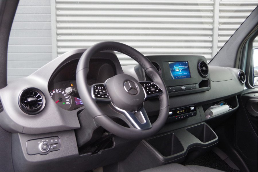 Mercedes-Benz Sprinter 317 1.9 CDI L2H2 AUT. STOELVERWARMING, STANDKACHEL, CAMERA, CRUISE, CLIMA, PARKEERSENSOREN, MISTLAMPEN