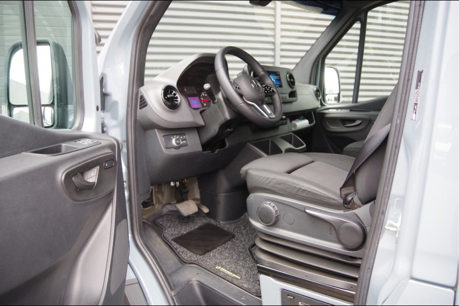 Mercedes-Benz Sprinter 317 1.9 CDI L2H2 AUT. STOELVERWARMING, STANDKACHEL, CAMERA, CRUISE, CLIMA, PARKEERSENSOREN, MISTLAMPEN