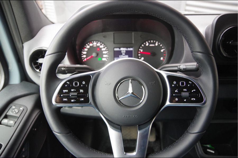 Mercedes-Benz Sprinter 317 1.9 CDI L2H2 AUT. STOELVERWARMING, STANDKACHEL, CAMERA, CRUISE, CLIMA, PARKEERSENSOREN, MISTLAMPEN