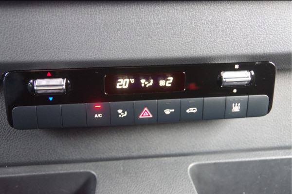 Mercedes-Benz Sprinter 317 1.9 CDI L2H2 AUT. STOELVERWARMING, STANDKACHEL, CAMERA, CRUISE, CLIMA, PARKEERSENSOREN, MISTLAMPEN