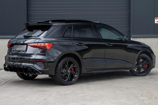 Audi A3 Sportback 45 TFSIe S edition Comp PANO RS STOELEN MAXTON MATRIX CAMERA