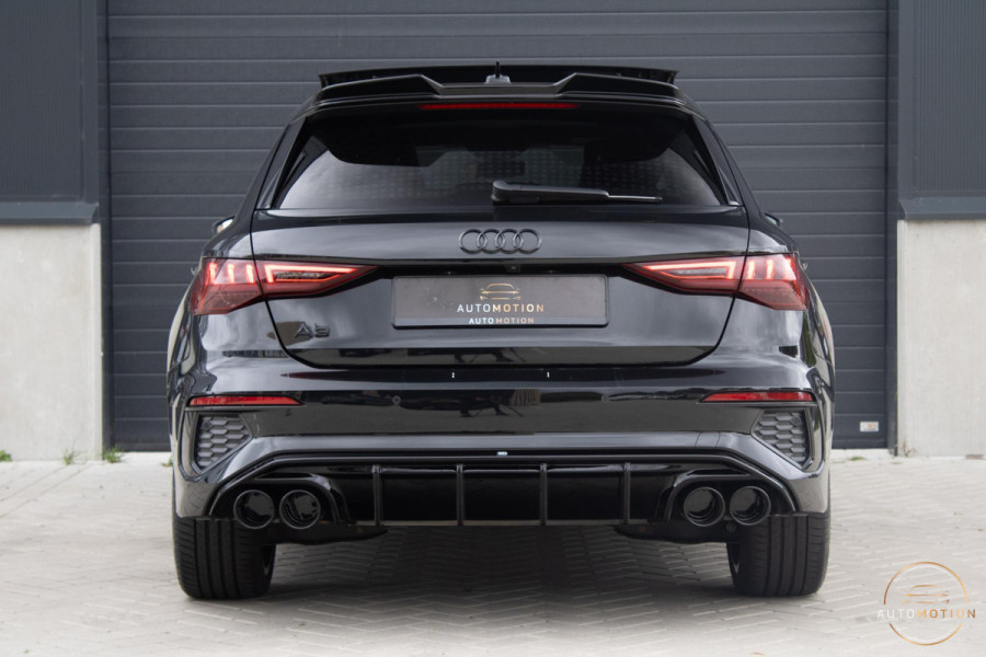 Audi A3 Sportback 45 TFSIe S edition Comp PANO RS STOELEN MAXTON MATRIX CAMERA
