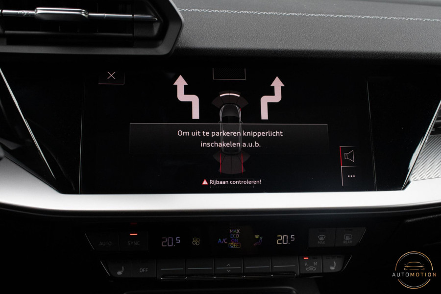 Audi A3 Sportback 45 TFSIe S edition Comp PANO RS STOELEN MAXTON MATRIX CAMERA