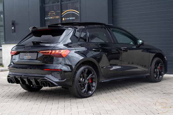 Audi A3 Sportback 45 TFSIe S edition Comp PANO RS STOELEN MAXTON MATRIX CAMERA