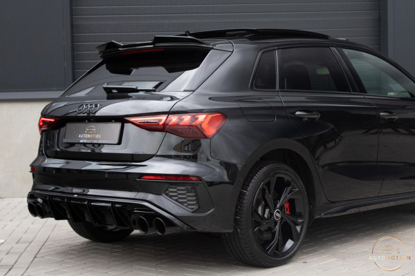 Audi A3 Sportback 45 TFSIe S edition Comp PANO RS STOELEN MAXTON MATRIX CAMERA