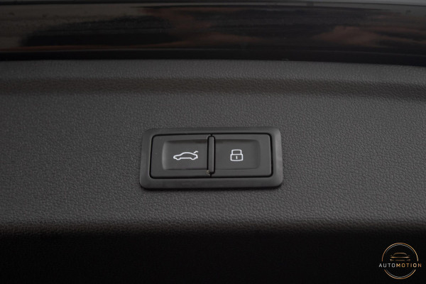 Audi A3 Sportback 45 TFSIe S edition Comp PANO RS STOELEN MAXTON MATRIX CAMERA